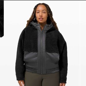 🍋Lululemon Sherpa and Shine Jacket